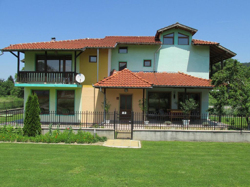 Pri Orehite Guesthouse Oreshak (Lovech) Exterior foto