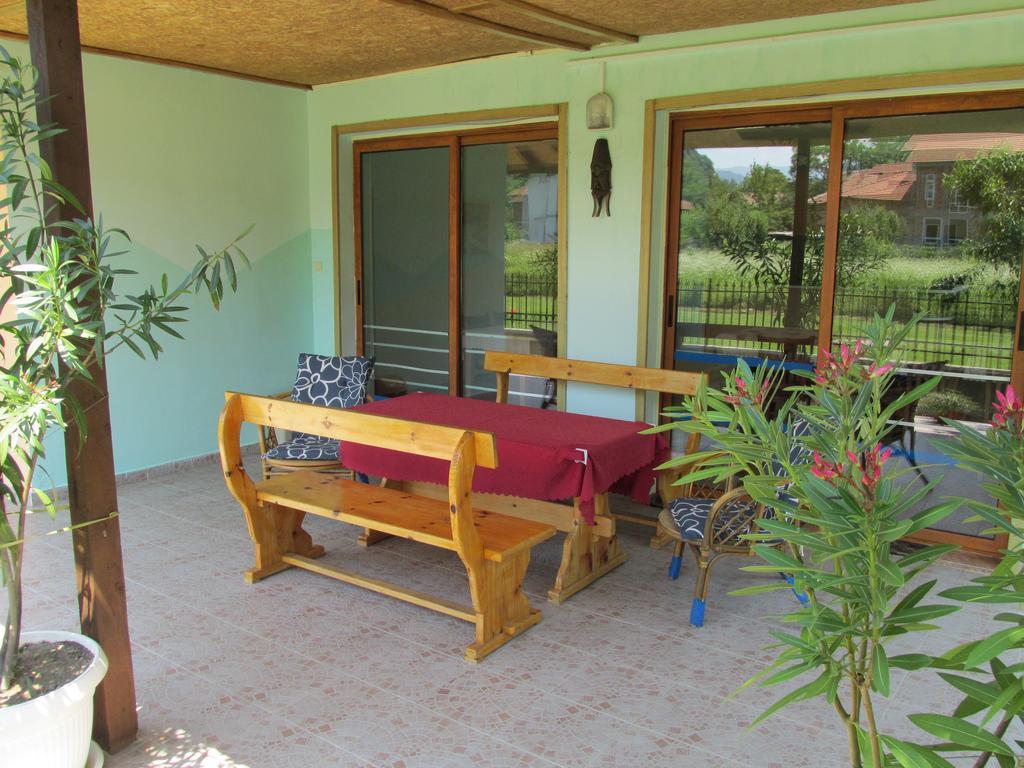 Pri Orehite Guesthouse Oreshak (Lovech) Exterior foto