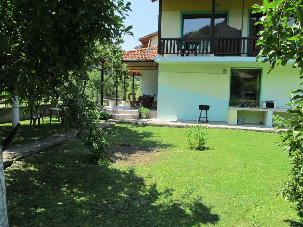 Pri Orehite Guesthouse Oreshak (Lovech) Exterior foto